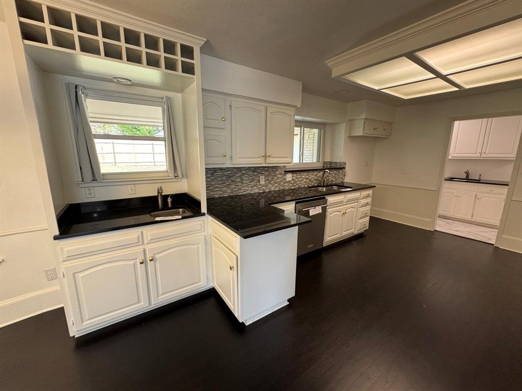 Lake Country Secret Harbour - Residential