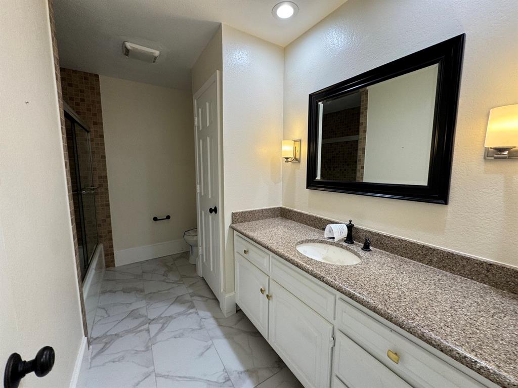 Lake Country Secret Harbour - Residential