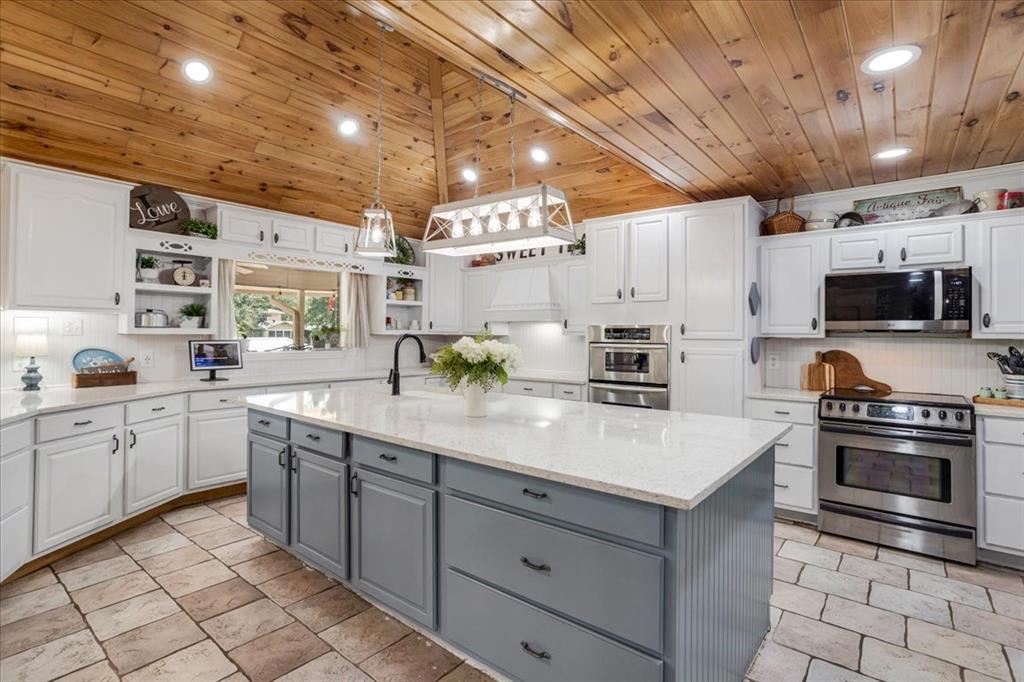 Peninsula Point - Residential