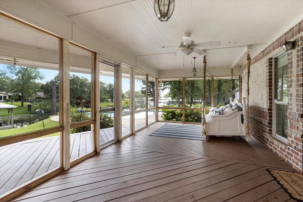 Peninsula Point - Residential