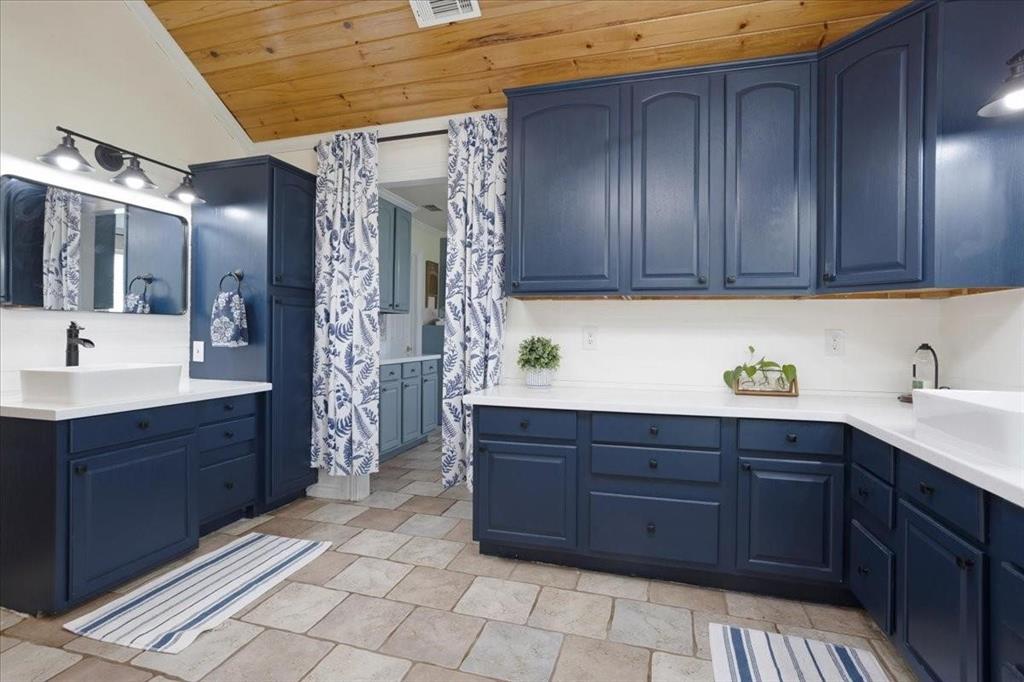 Peninsula Point - Residential