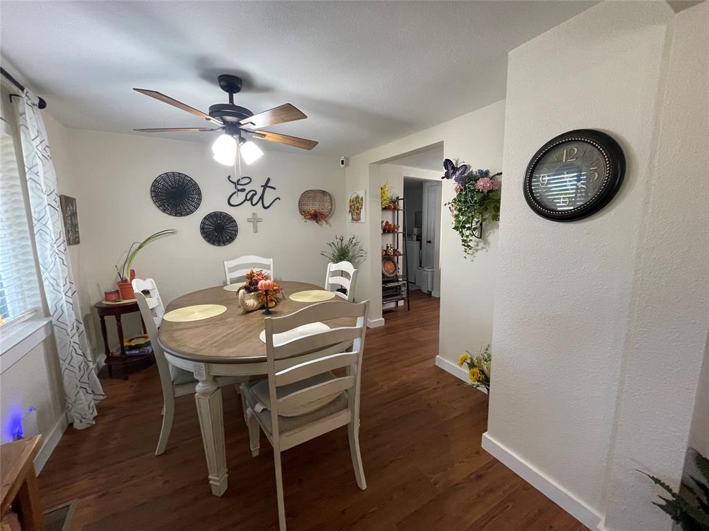 WHISPERING OAKS - Residential