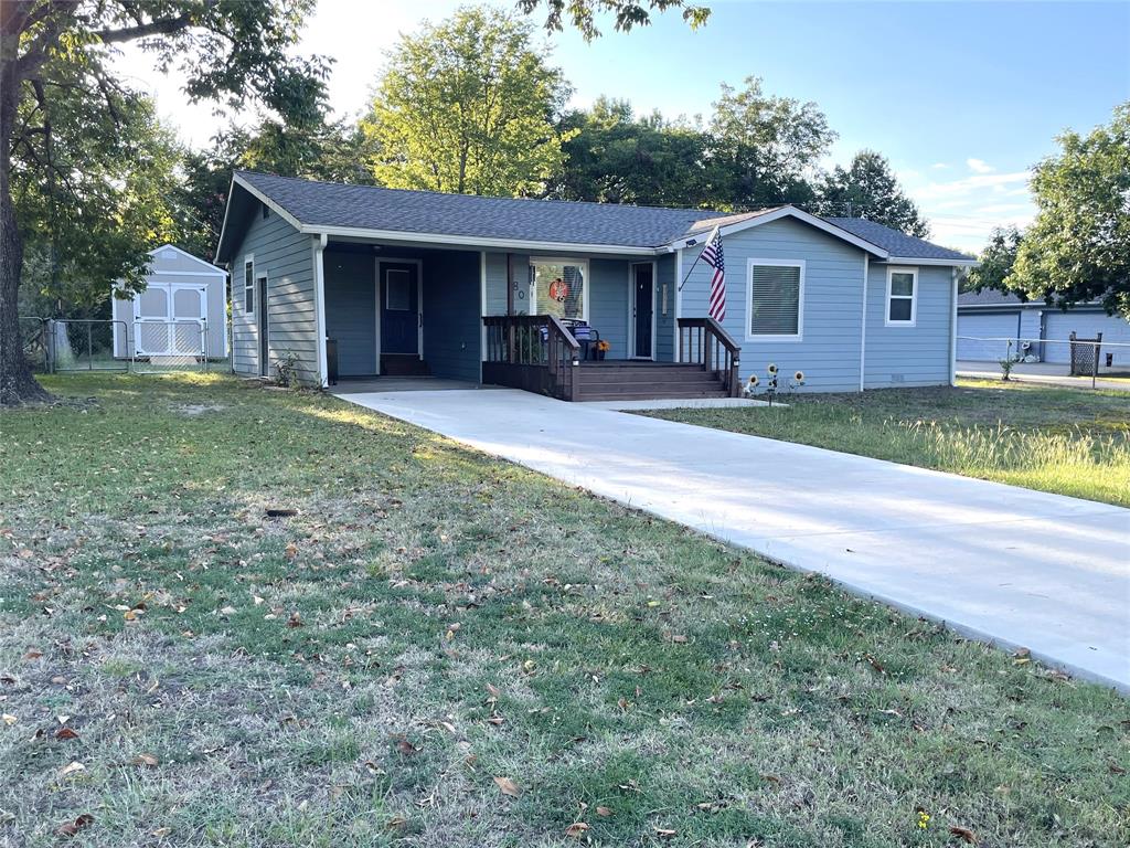 WHISPERING OAKS - Residential