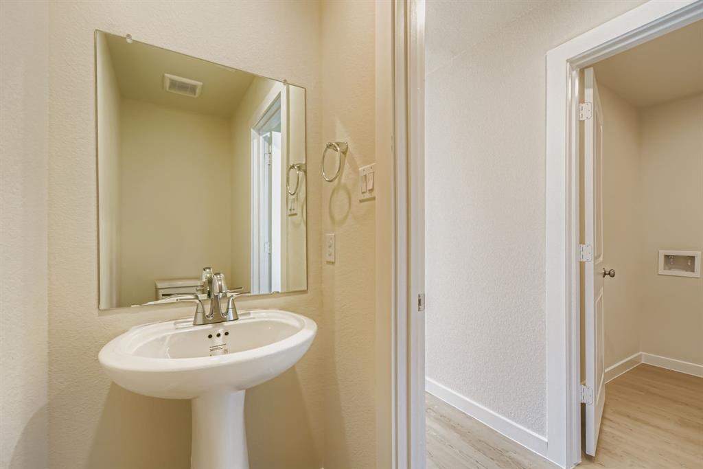 Middlefield Village - Residential