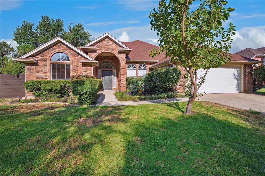 Crossing At Colleyville - Residential