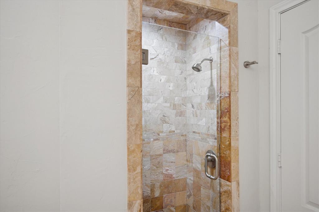 Crossing At Colleyville - Residential