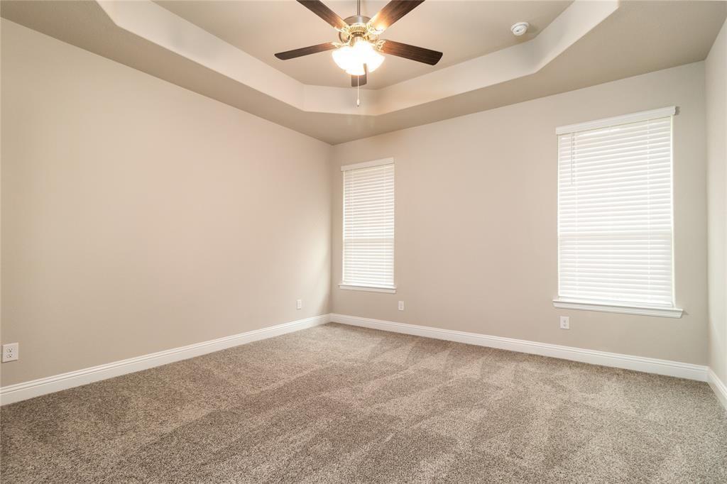 Keller Crossing - D.R. Horton - Residential Lease