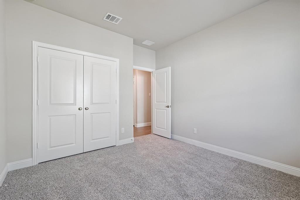 Anna Capri - Residential