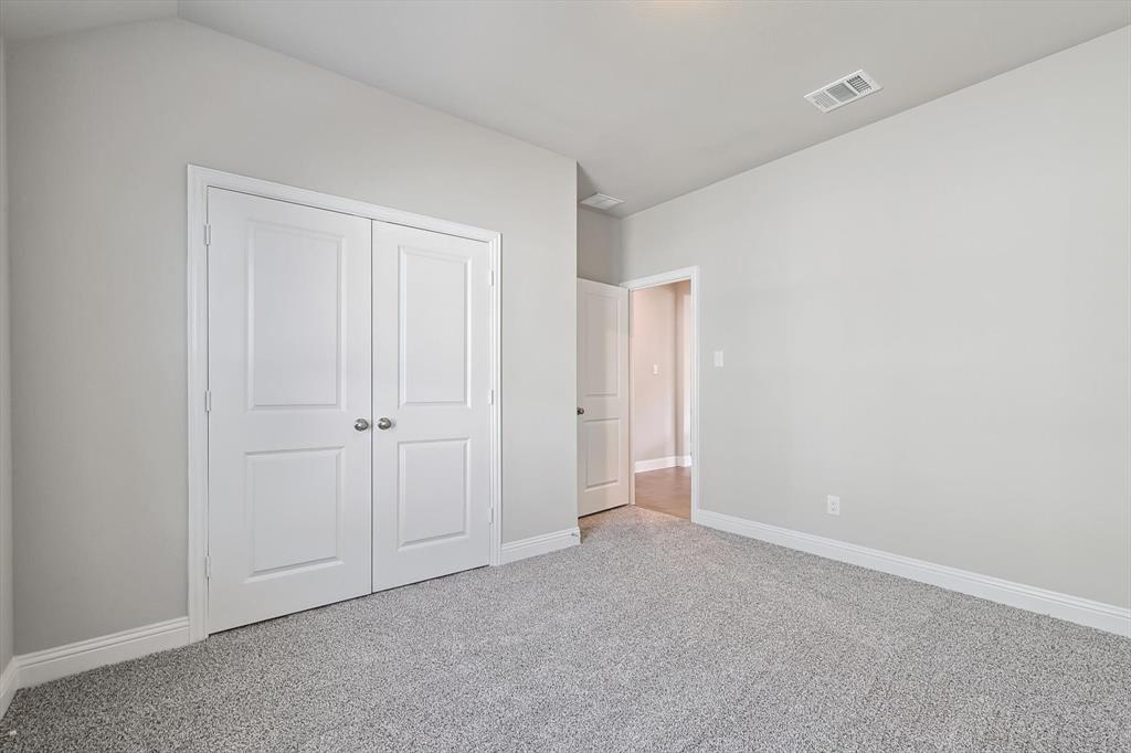 Anna Capri - Residential