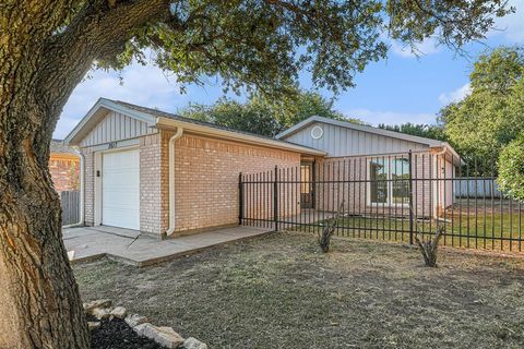 2617 Whitehurst Drive Fort Worth TX 76133