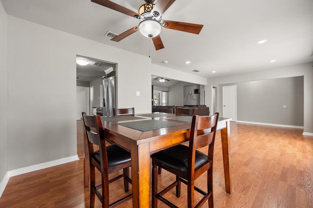 3712 Lawndale Avenue