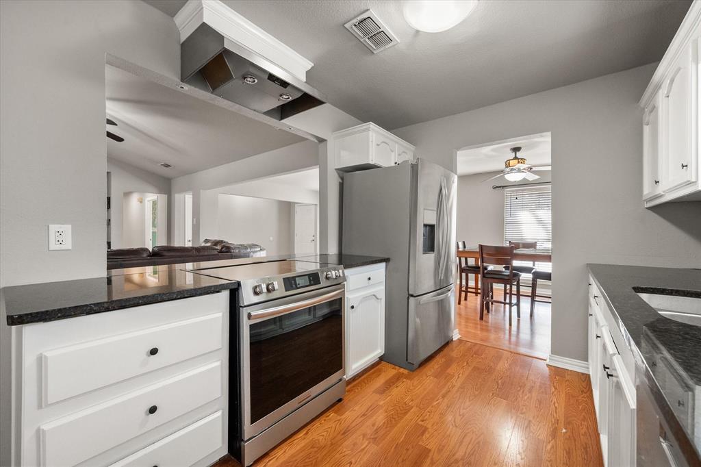 3712 Lawndale Avenue