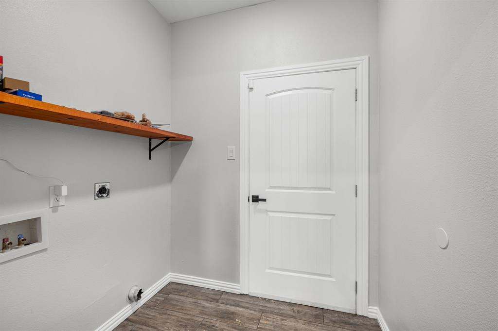 Mc Corstin W N Add - Residential