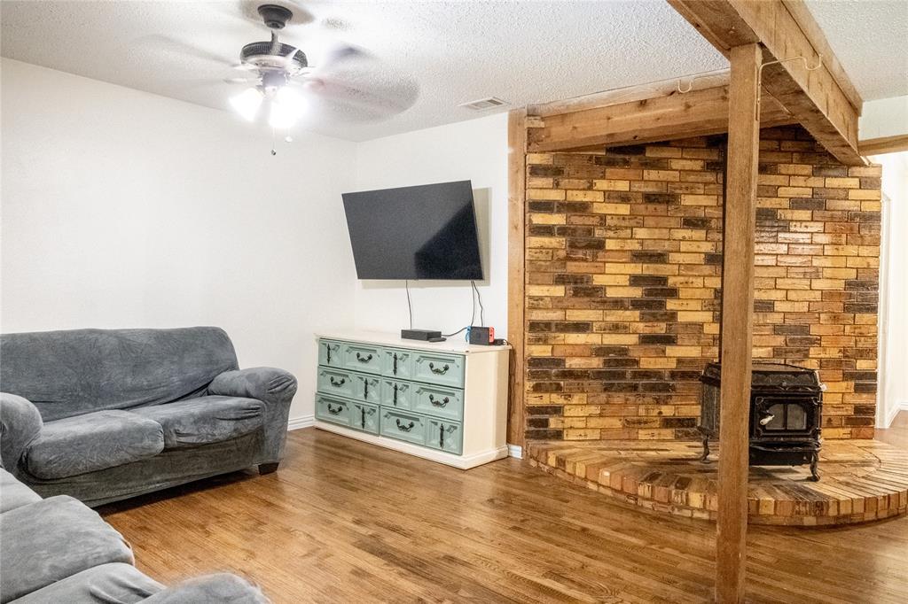 1005 Mardi Gras Lane
