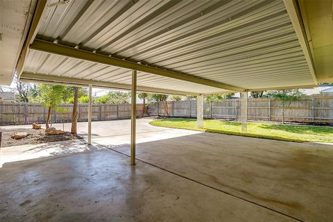 A home in Benbrook