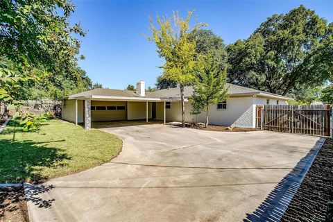 A home in Benbrook