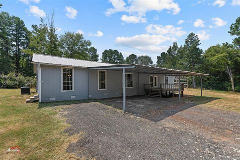 A home in Overton