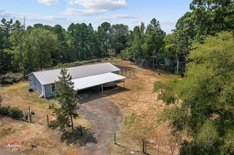 A home in Overton