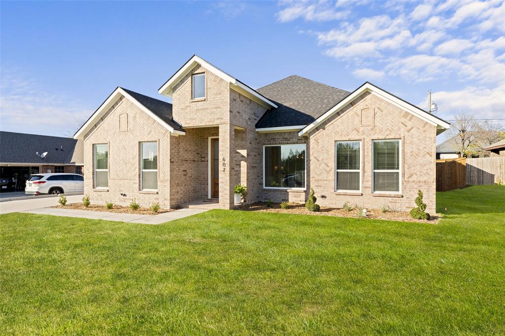 Lindell Estates - Residential