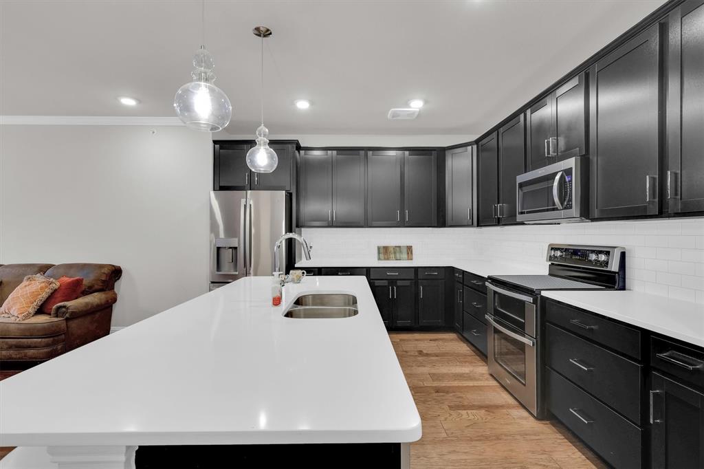 651 N Watters Road 2105