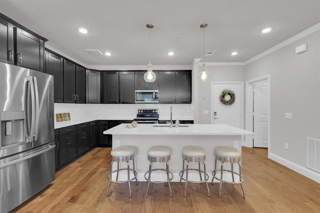 651 N Watters Road 2105