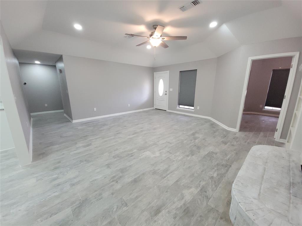 126 Private Road 473