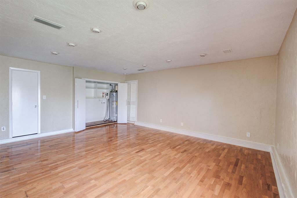 Rollingwood Estates - Residential