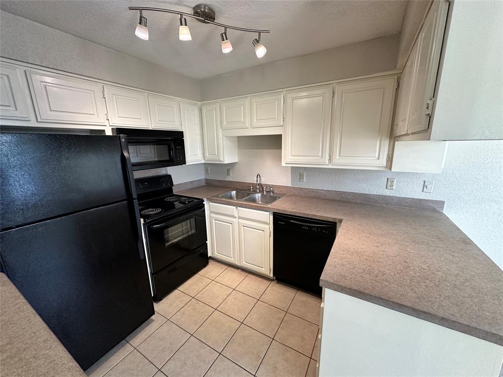 The Lodge Of Granbury - Residential Lease