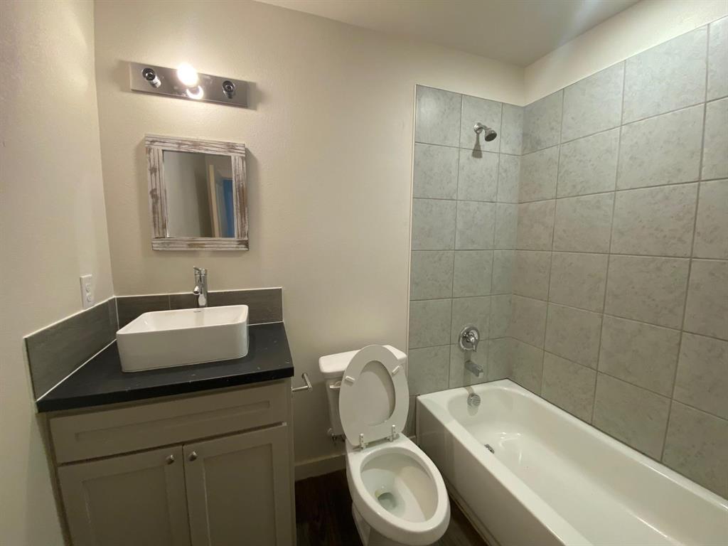 Unit 7A - Residential