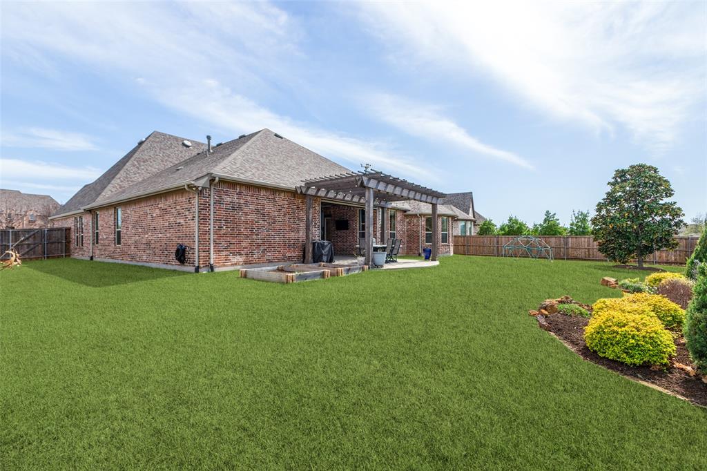 8013 Three Forks Trail