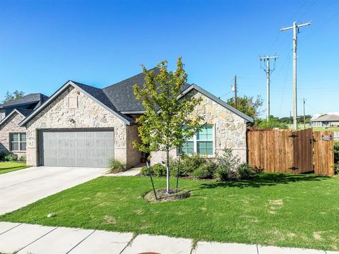 A home in Corsicana