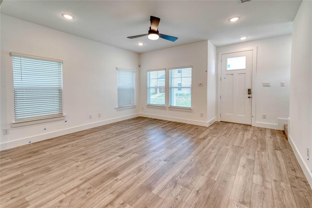 1401 Apricot Lane