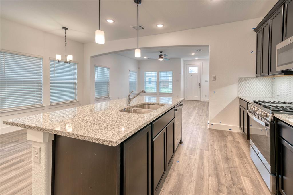1401 Apricot Lane