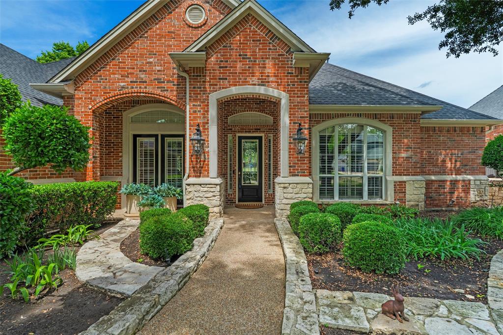912 Walnut Falls Circle