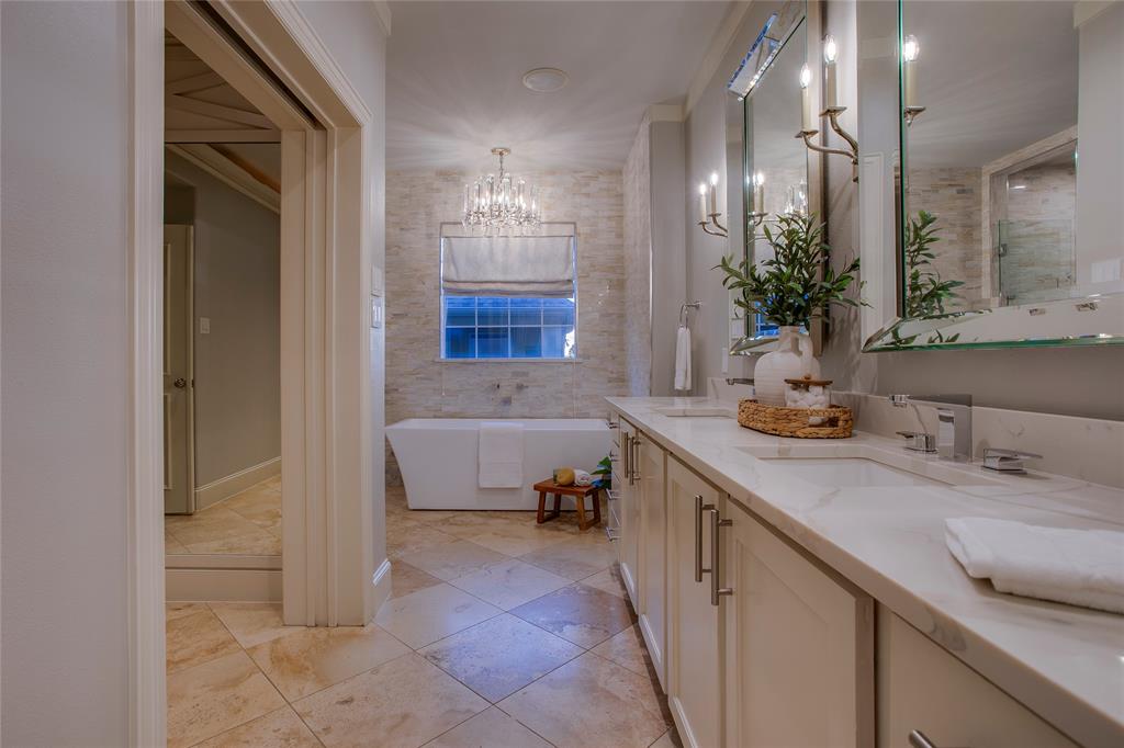 FORESITE 8 - Residential