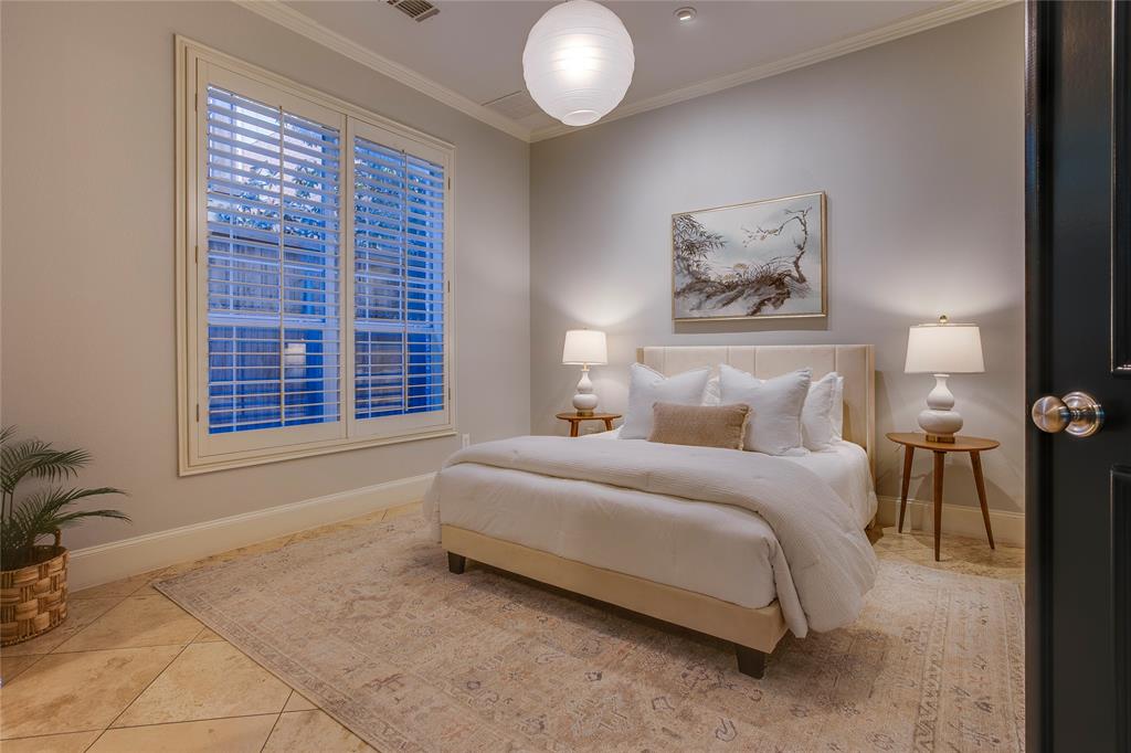 FORESITE 8 - Residential