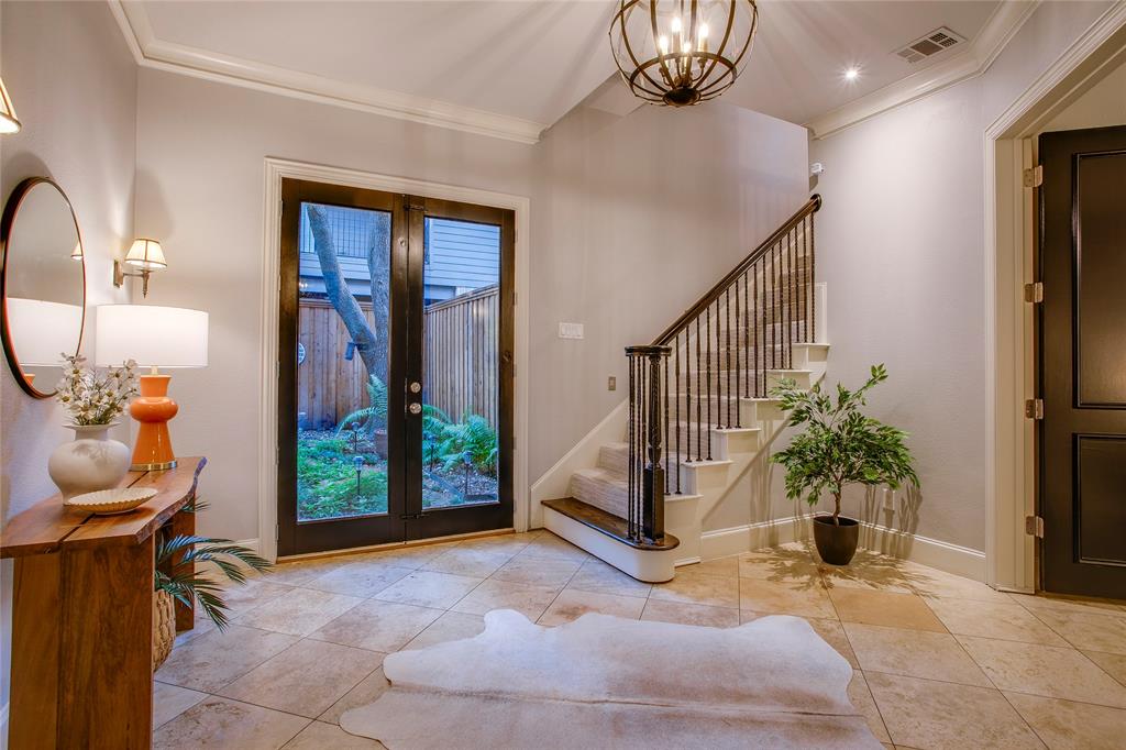 FORESITE 8 - Residential