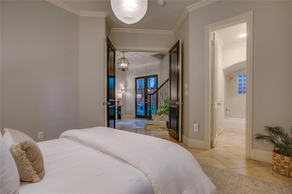 FORESITE 8 - Residential