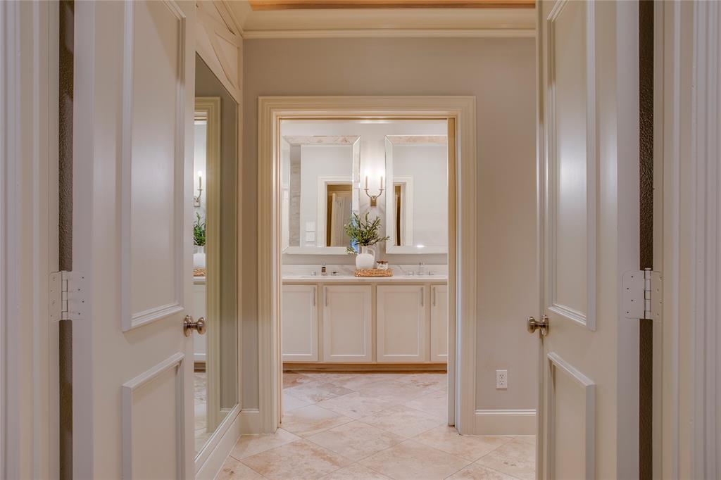 FORESITE 8 - Residential