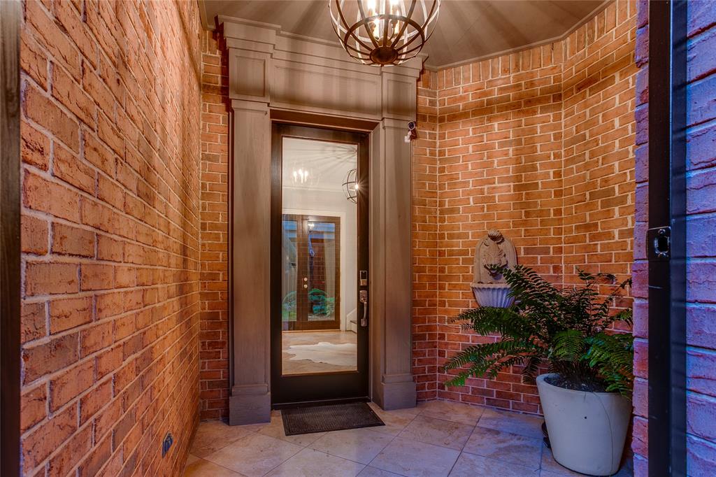 FORESITE 8 - Residential