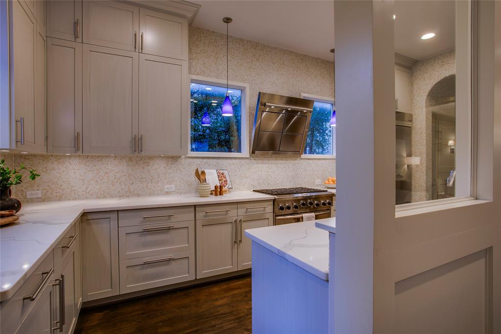 FORESITE 8 - Residential