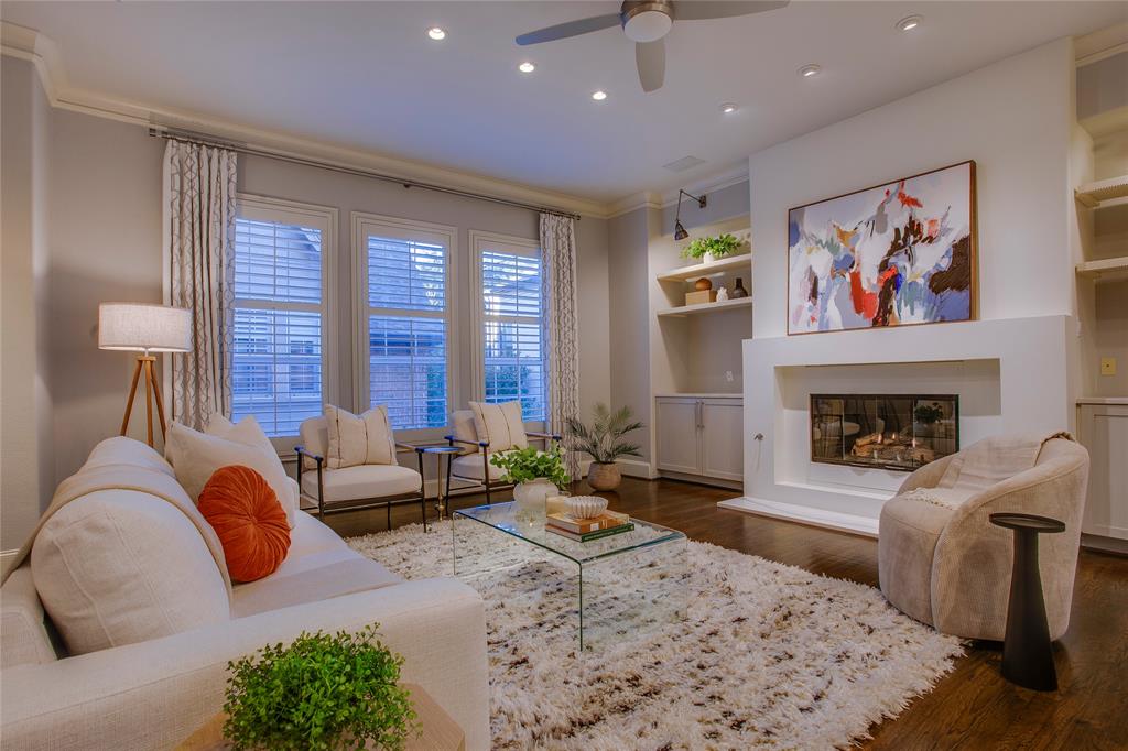 3810 Hawthorne Avenue