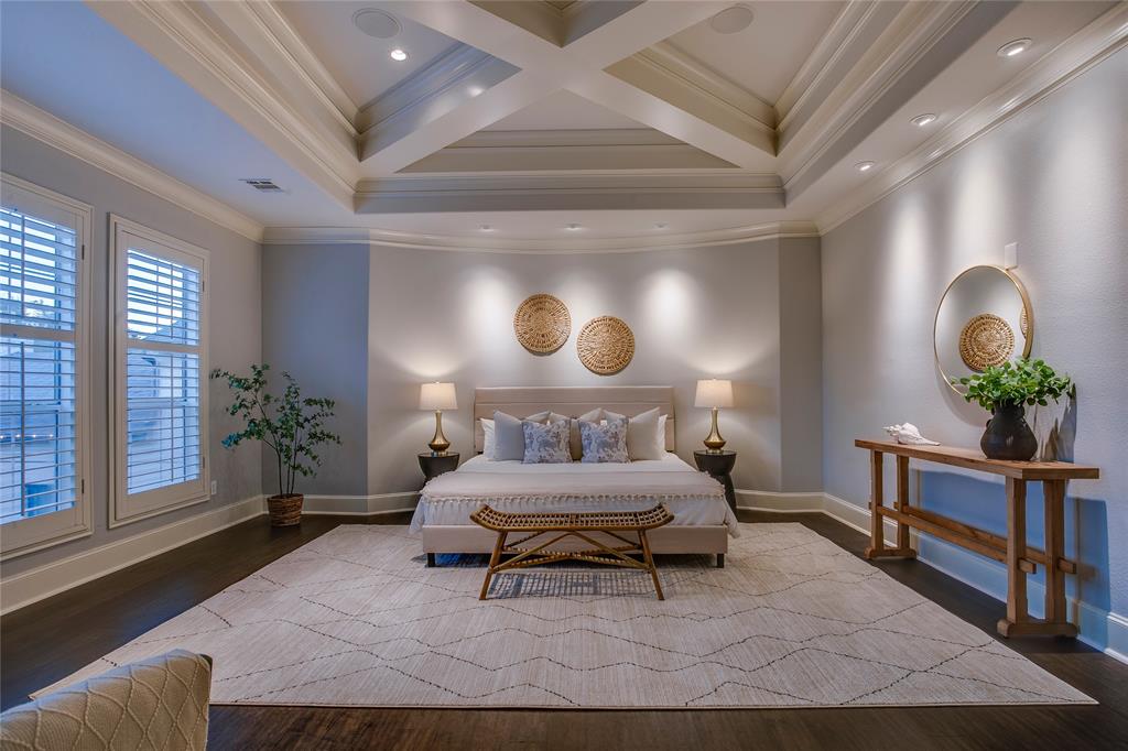 3810 Hawthorne Avenue