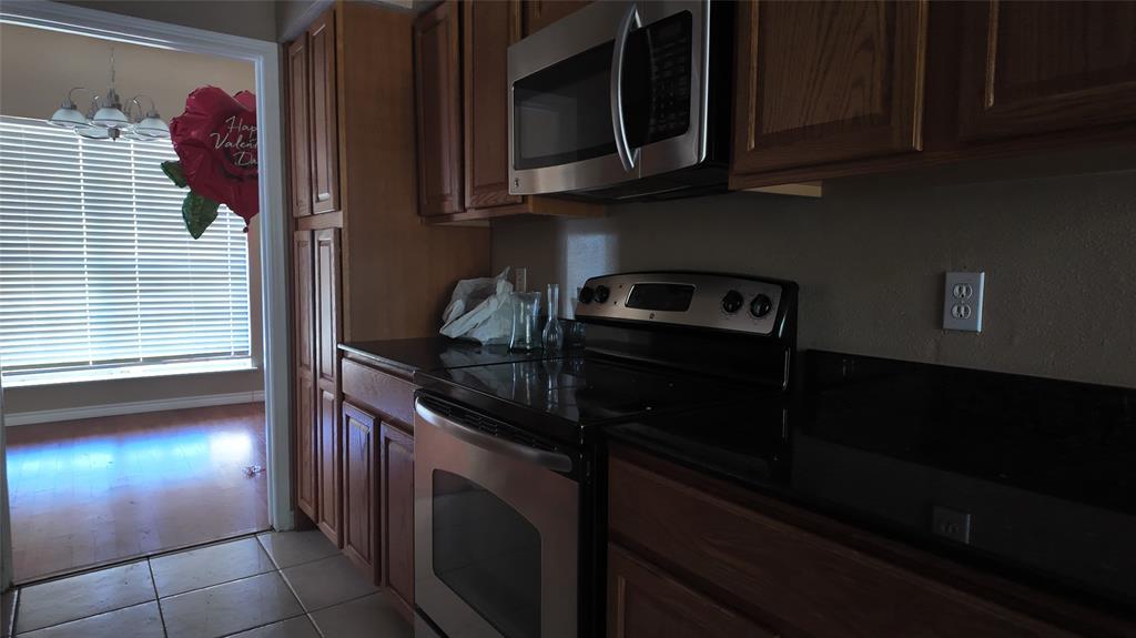2405 Northlake Court