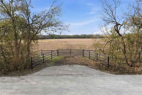Tract 3, TBD County Road 3204 Abbott TX 76621