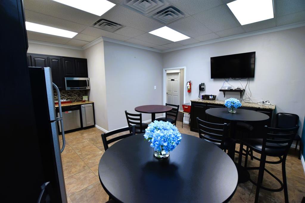 Wilshire Square Add - Commercial Sale