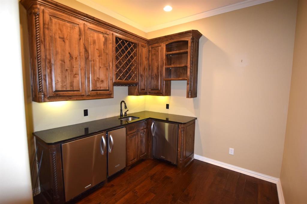 Wilshire Square Add - Commercial Sale