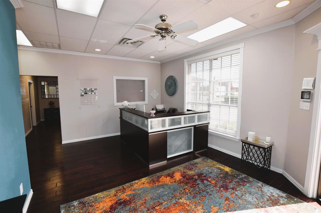 Wilshire Square Add - Commercial Sale