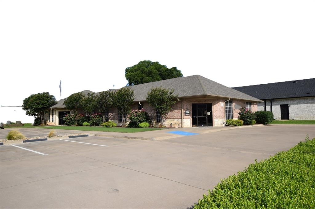 121 NW Newton Drive