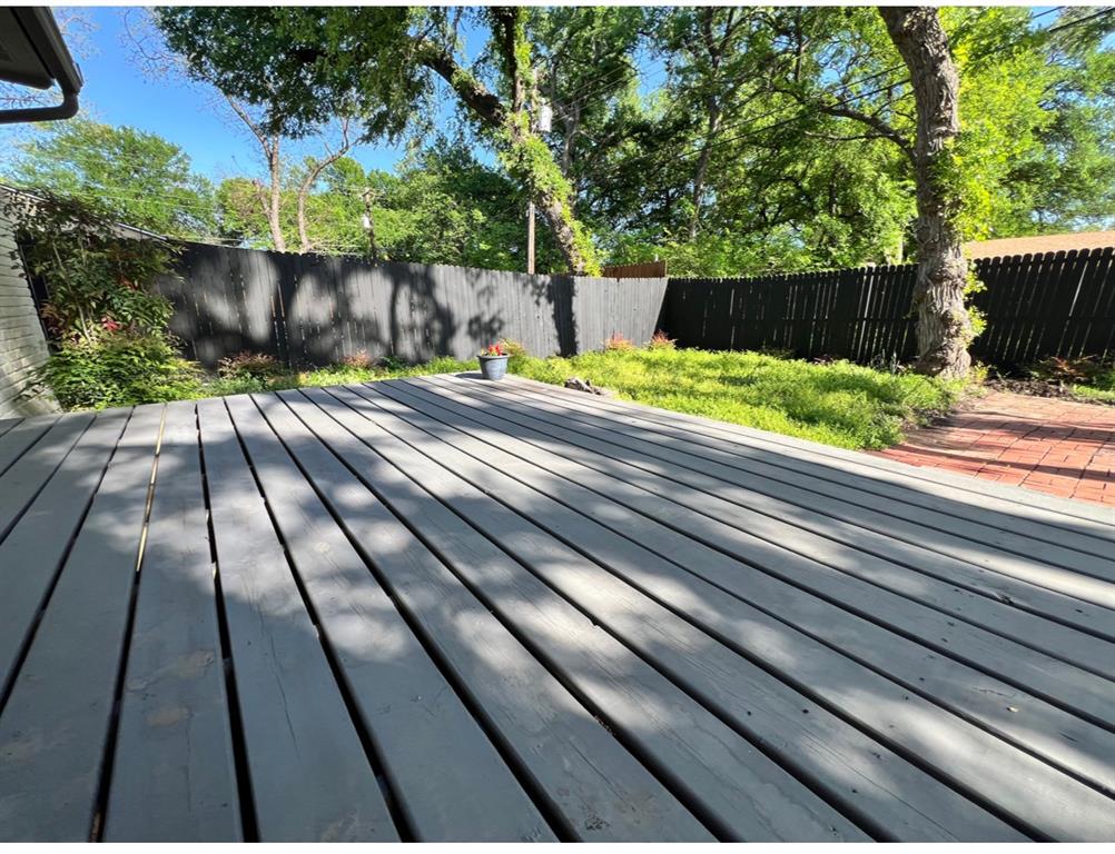 306 Linkview Drive